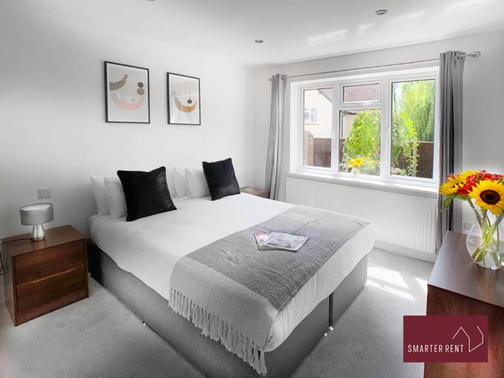 Sunninghill Village - 2 Bed - Parking&garden Ascot  Exteriör bild